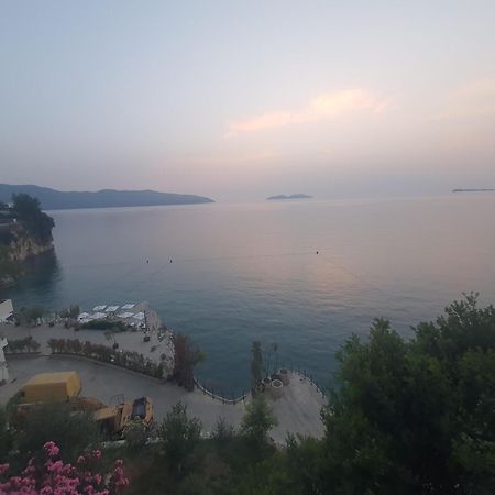 Deni Sea View Apartment Vlorë エクステリア 写真
