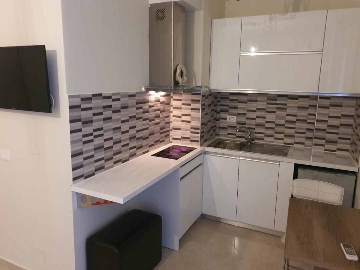 Deni Sea View Apartment Vlorë エクステリア 写真