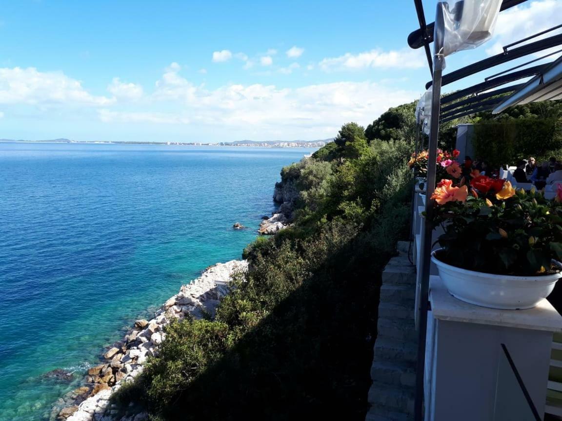Deni Sea View Apartment Vlorë エクステリア 写真